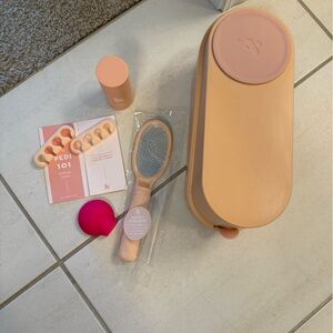 Olive & June Pedicure Set